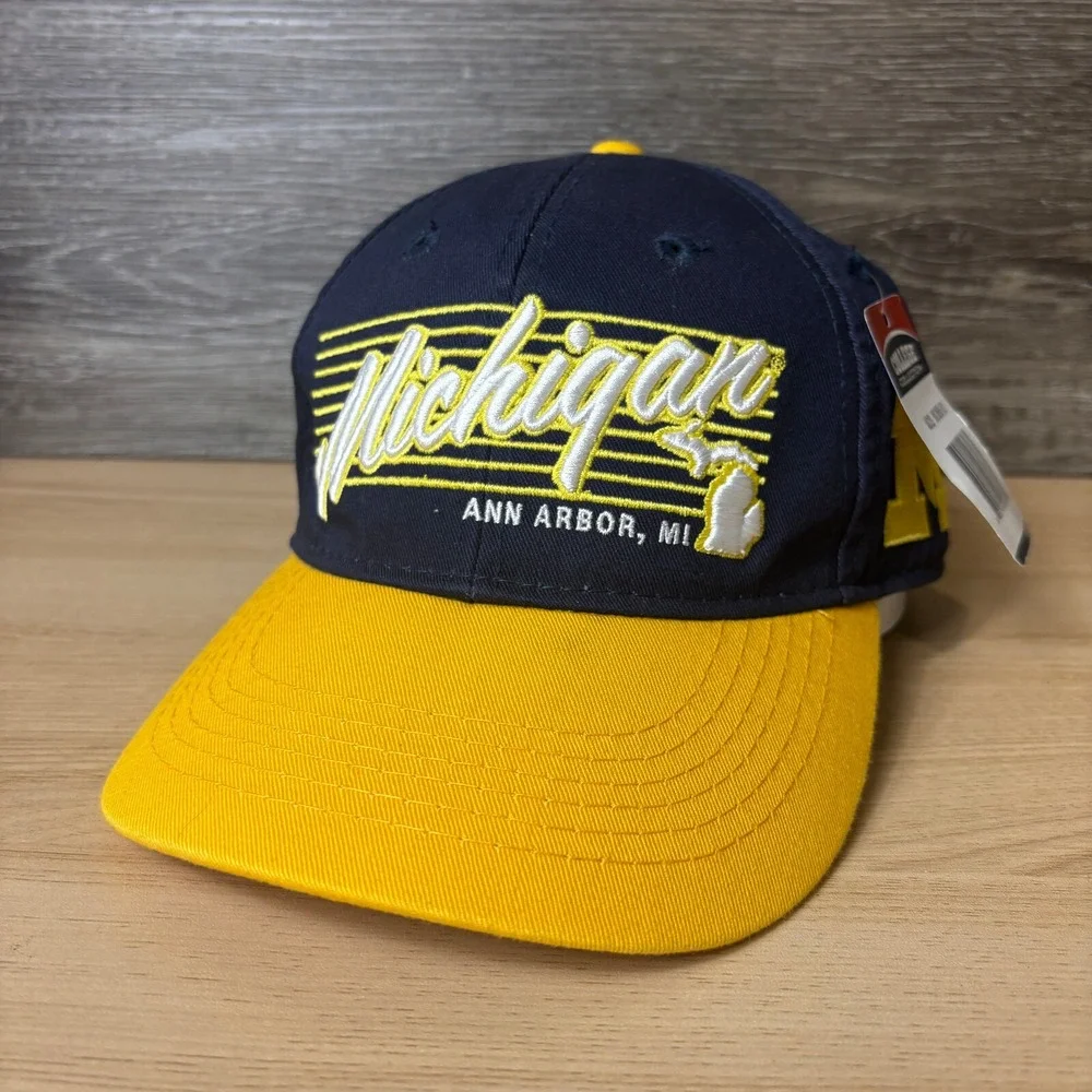 Michigan Wolverines Hat Cap Snap Back Blue Retro Bar Ann Arbor NWT